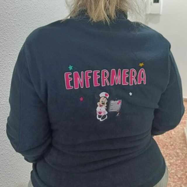 Polar Enfermera. Modelo Minnie Mouse