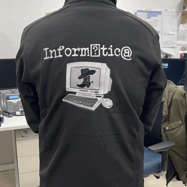 Softshell Informática. Modelo Ordenador Cowboy