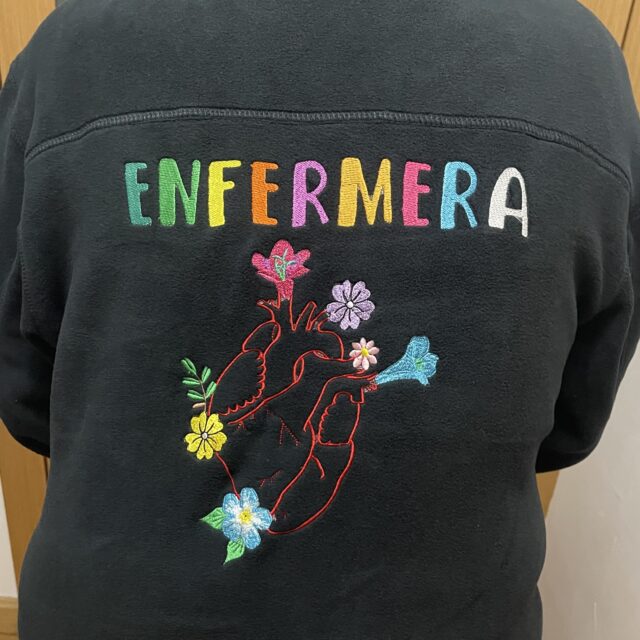 Polar Enfermera. Modelo Corazón con Flores