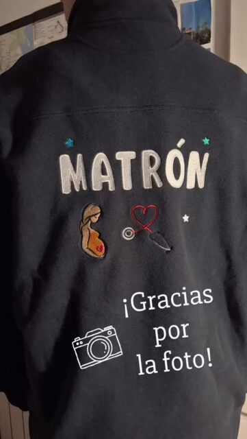 ¡Muchas gracias por la foto! ¡Nos encanta este polar de matrón!

#sgtienda #matrón #matron #polarmatron #enfermeromatron