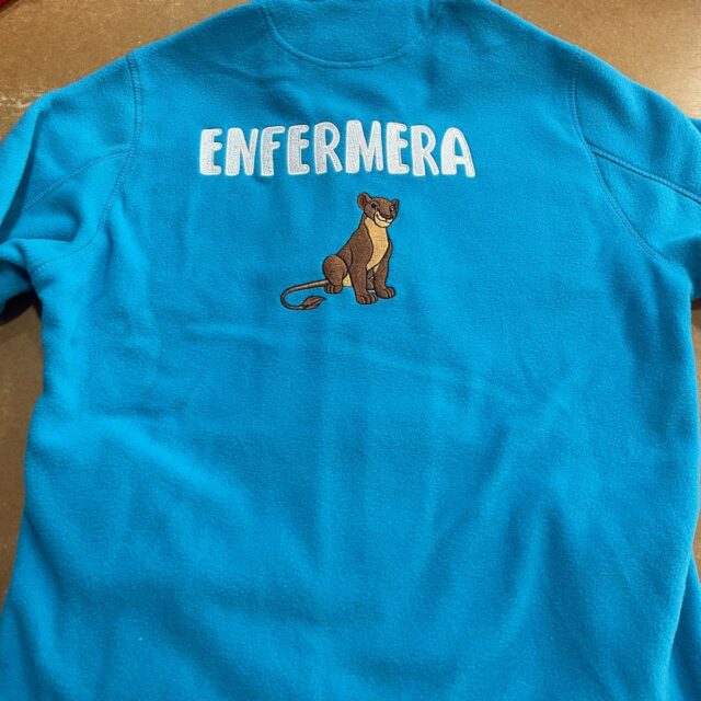 Polar Enfermera. Modelo Simba Rey León Sentado