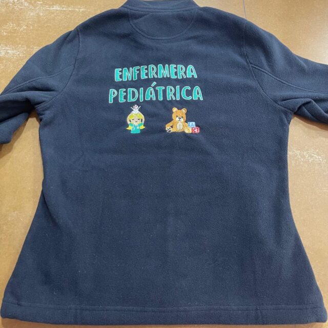 Polar Enfermera Pediátrica. Modelo Enfermera y Oso