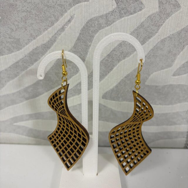 Pendientes Artesanales de Madera. Modelo Ilusión.